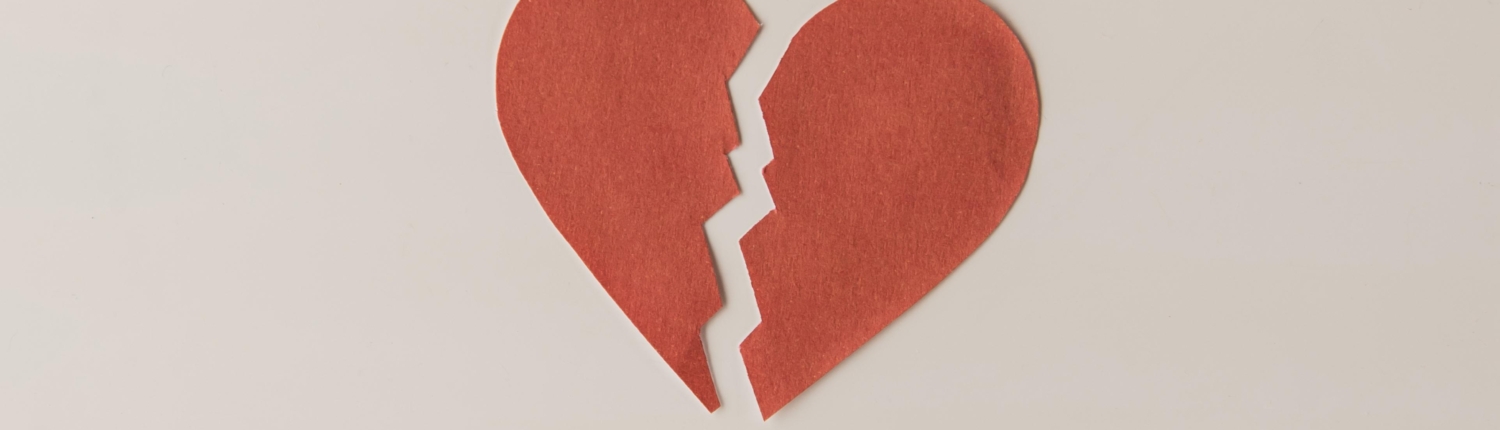 contratar abogado de divorcio en valencia - corazón roto