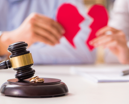 abogado de divorcios en valencia - corazon roto