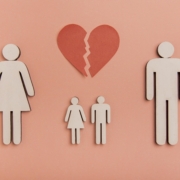 abogados de custodia compartida en valencia - familia papel