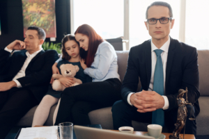 abogados especialistas en familia-familia